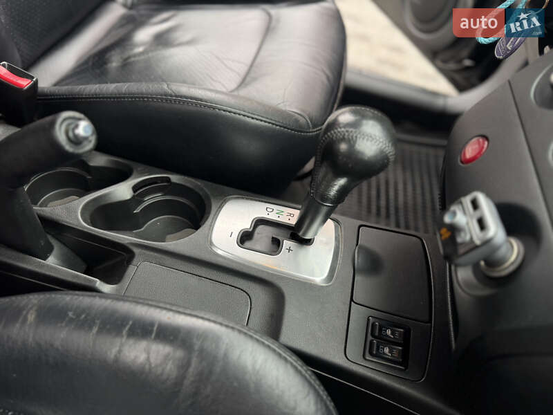 Внедорожник / Кроссовер Mitsubishi Outlander 2006 в Киеве фото 60 Внедорожник / Кроссовер Mitsubishi Outlander 2006 в Киеве