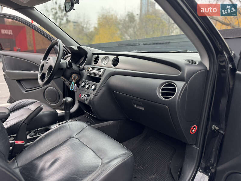 Внедорожник / Кроссовер Mitsubishi Outlander 2006 в Киеве фото 56 Внедорожник / Кроссовер Mitsubishi Outlander 2006 в Киеве