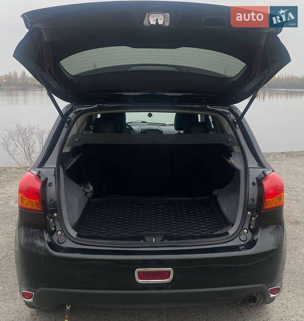 Внедорожник / Кроссовер Mitsubishi Outlander 2014 в Днепре фото 20 Внедорожник / Кроссовер Mitsubishi Outlander 2014 в Днепре