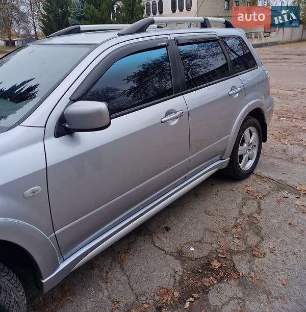 Внедорожник / Кроссовер Mitsubishi Outlander 2008 в Желтых Водах