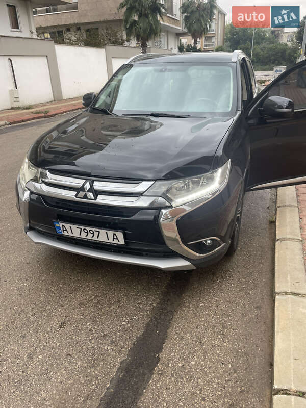 Mitsubishi Outlander 2018