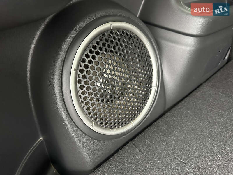 Внедорожник / Кроссовер Mitsubishi Outlander 2013 в Николаеве