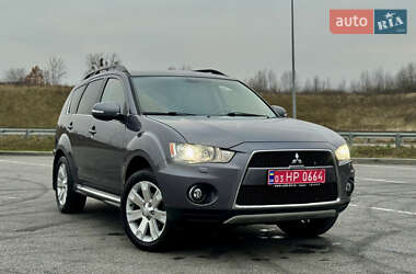 Внедорожник / Кроссовер Mitsubishi Outlander 2011 в Полтаве