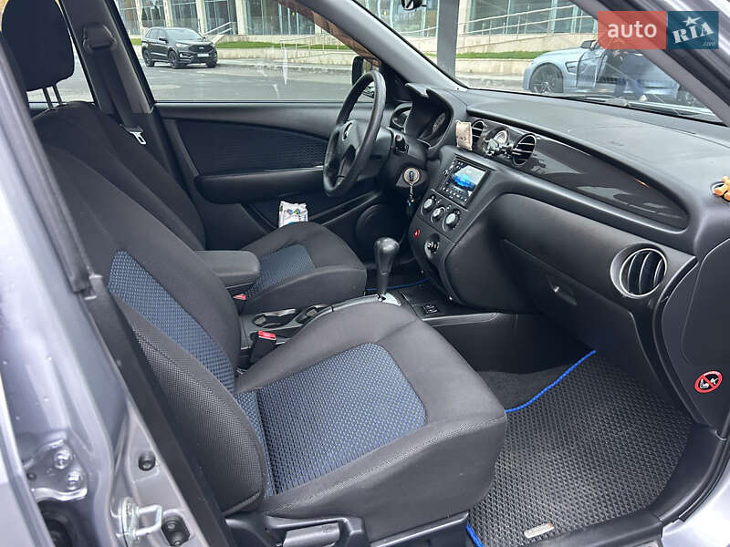 Внедорожник / Кроссовер Mitsubishi Outlander 2008 в Днепре