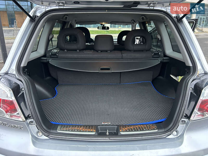 Внедорожник / Кроссовер Mitsubishi Outlander 2008 в Днепре