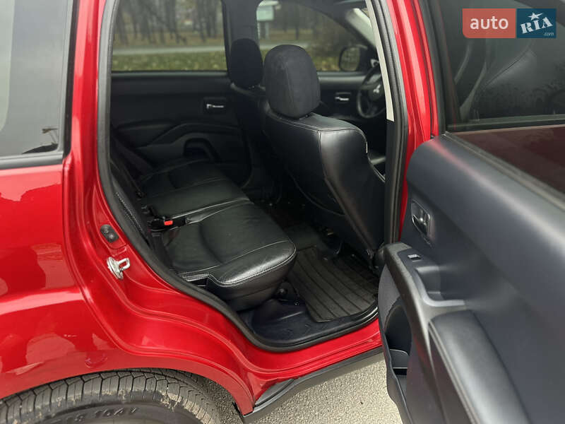 Внедорожник / Кроссовер Mitsubishi Outlander 2008 в Умани