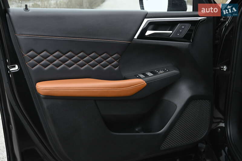 Позашляховик / Кросовер Mitsubishi Outlander 2023 в Бердичеві