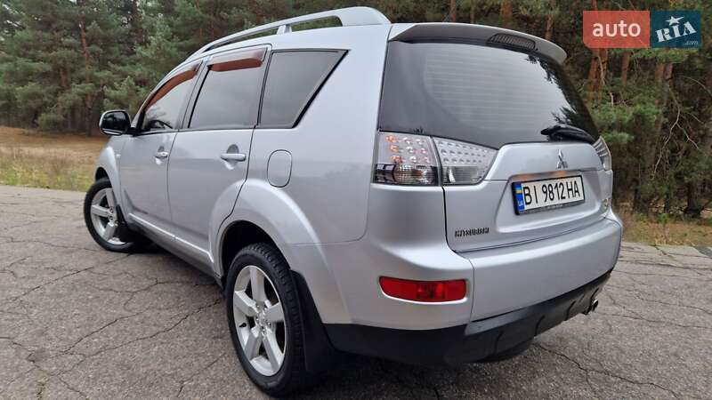 Внедорожник / Кроссовер Mitsubishi Outlander 2007 в Кременчуге