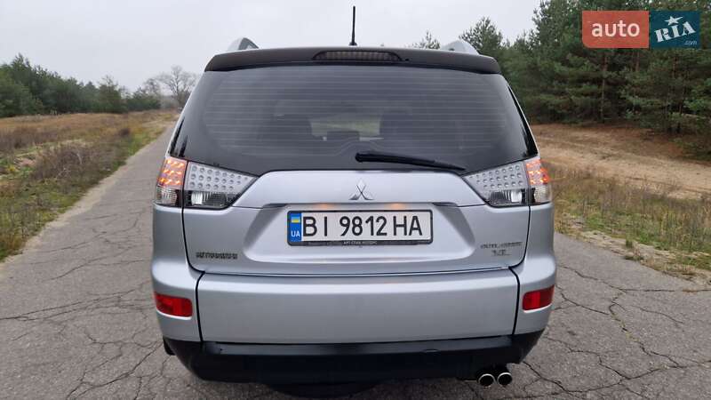 Внедорожник / Кроссовер Mitsubishi Outlander 2007 в Кременчуге