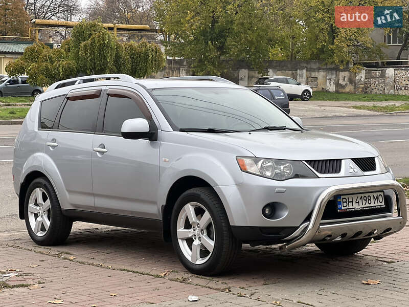 Позашляховик / Кросовер Mitsubishi Outlander 2008 в Одесі