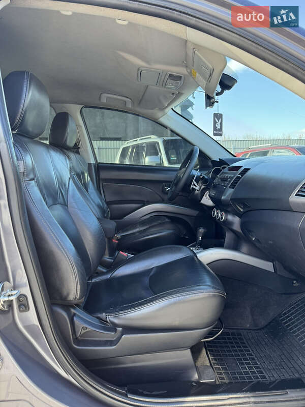 Позашляховик / Кросовер Mitsubishi Outlander 2008 в Чернівцях фото 12 Позашляховик / Кросовер Mitsubishi Outlander 2008 в Чернівцях