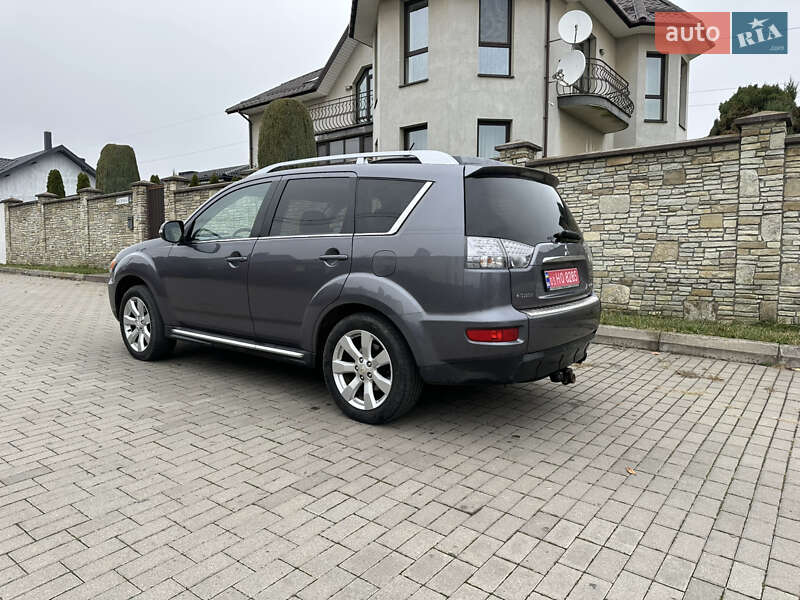 Внедорожник / Кроссовер Mitsubishi Outlander 2010 в Хмельницком фото 5 Внедорожник / Кроссовер Mitsubishi Outlander 2010 в Хмельницком