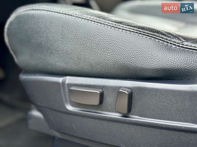 Внедорожник / Кроссовер Mitsubishi Outlander 2013 в Вараше фото 24 Внедорожник / Кроссовер Mitsubishi Outlander 2013 в Вараше