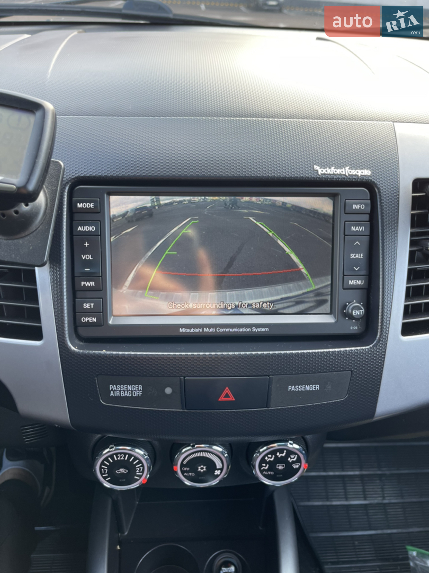 2010 Mitsubishi Outlander - мініатюра 23
