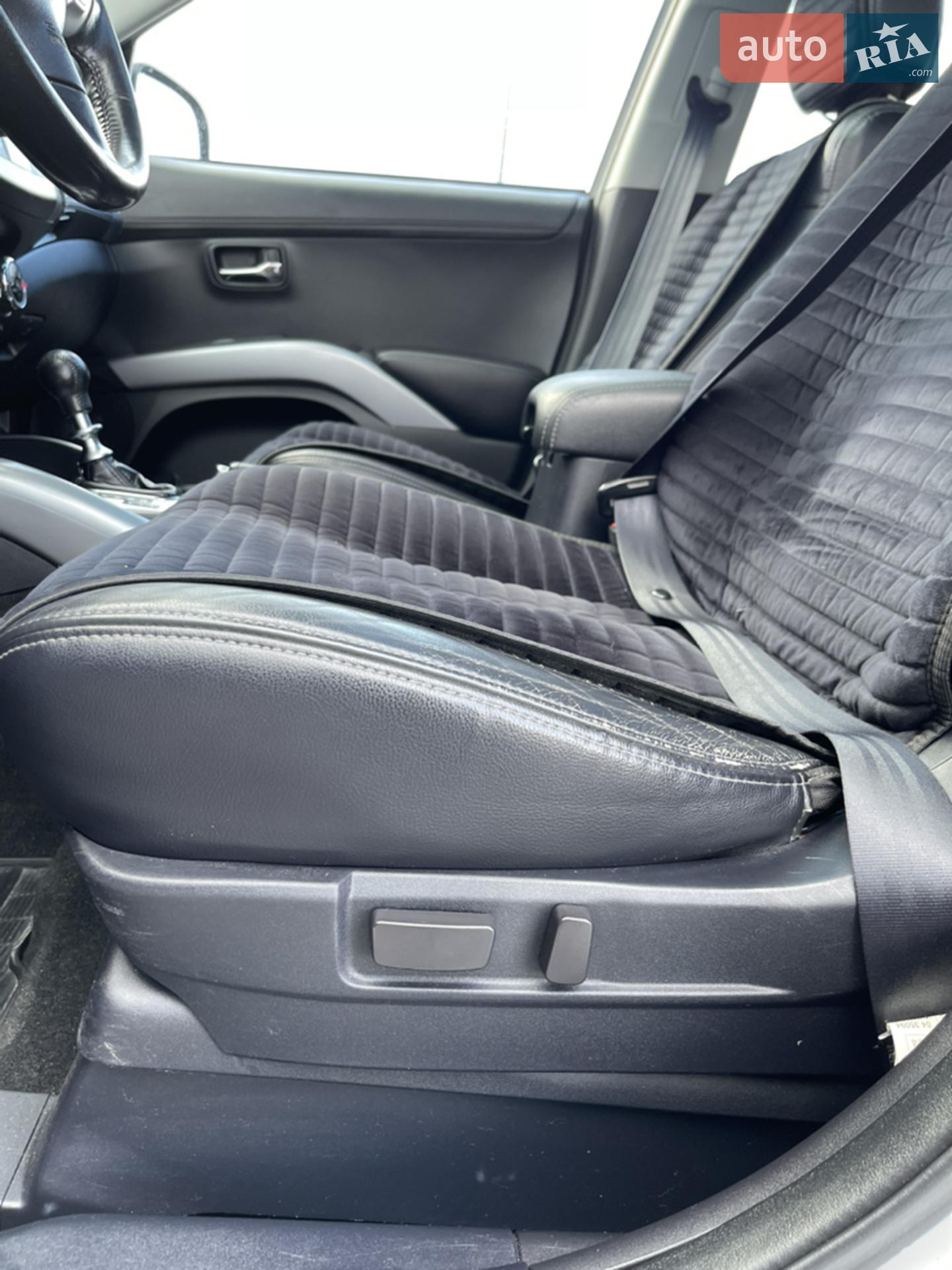 2010 Mitsubishi Outlander - мініатюра 34