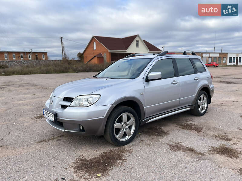 Внедорожник / Кроссовер Mitsubishi Outlander 2006 в Прилуках фото 3 Внедорожник / Кроссовер Mitsubishi Outlander 2006 в Прилуках