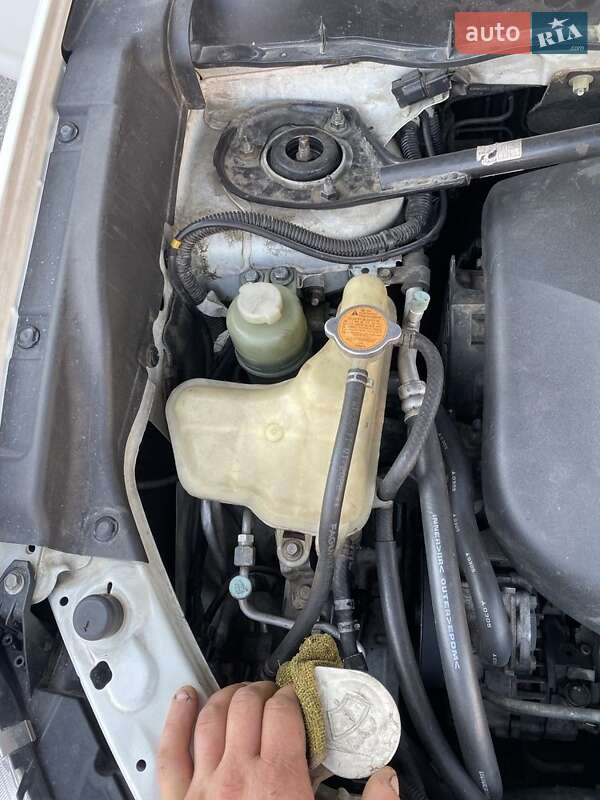 Внедорожник / Кроссовер Mitsubishi Outlander 2010 в Ровно