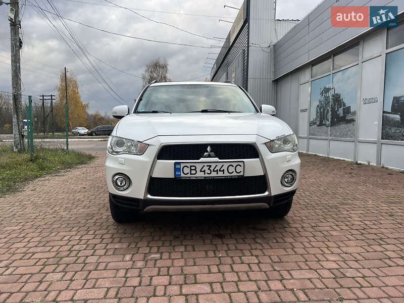 Позашляховик / Кросовер Mitsubishi Outlander 2012 в Прилуках фото 6 Позашляховик / Кросовер Mitsubishi Outlander 2012 в Прилуках