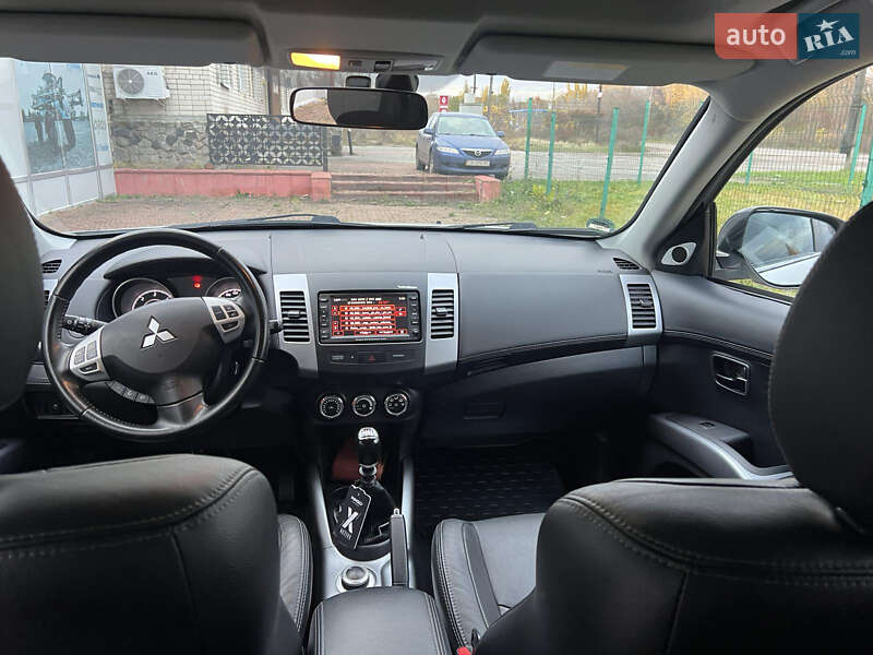Позашляховик / Кросовер Mitsubishi Outlander 2012 в Прилуках фото 21 Позашляховик / Кросовер Mitsubishi Outlander 2012 в Прилуках
