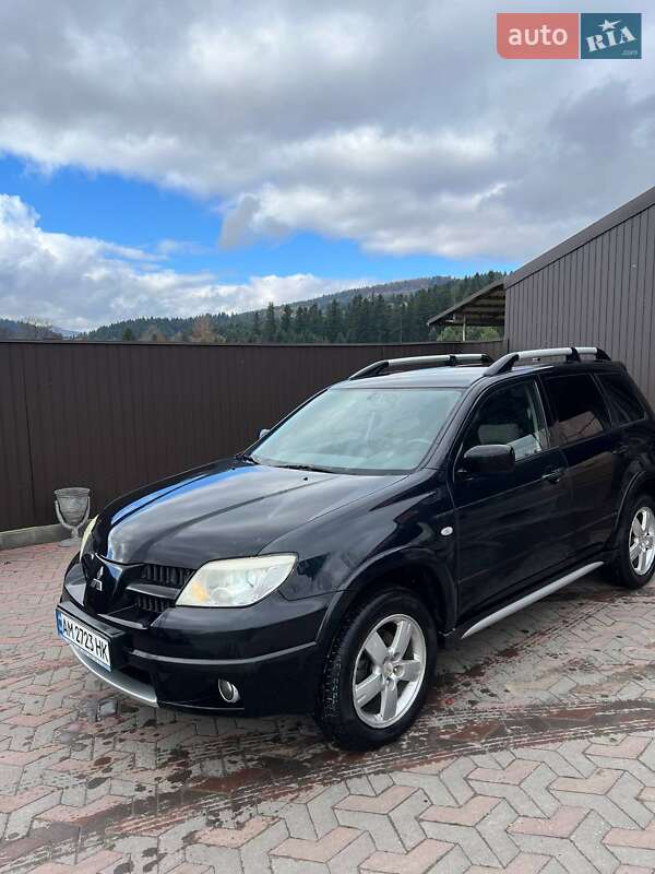 Внедорожник / Кроссовер Mitsubishi Outlander 2009 в Ивано-Франковске