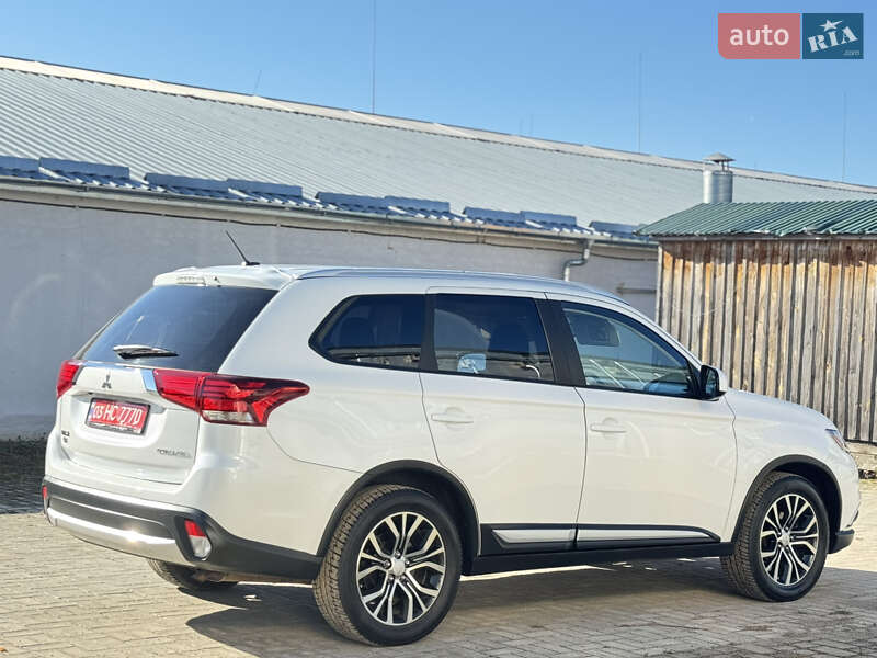 Позашляховик / Кросовер Mitsubishi Outlander 2016 в Ковелі фото 11 Позашляховик / Кросовер Mitsubishi Outlander 2016 в Ковелі