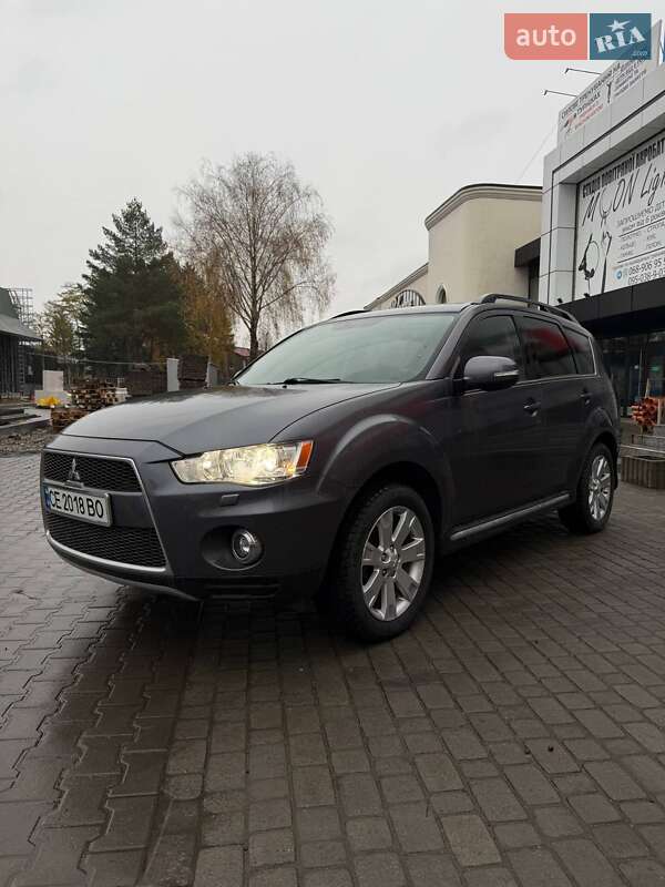 Позашляховик / Кросовер Mitsubishi Outlander 2012 в Чернівцях