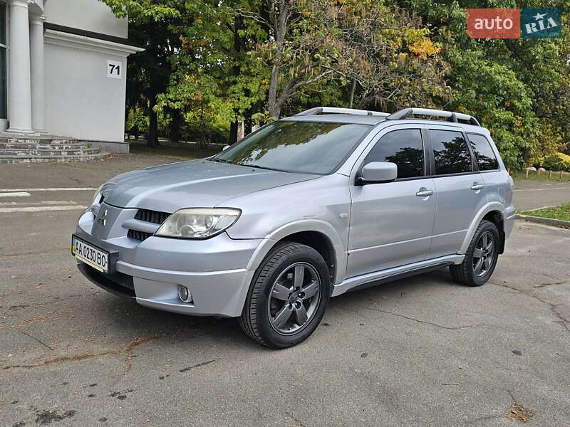 Внедорожник / Кроссовер Mitsubishi Outlander 2008 в Киеве фото 5 Внедорожник / Кроссовер Mitsubishi Outlander 2008 в Киеве