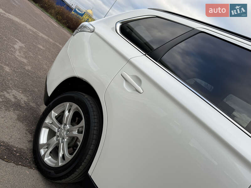 Внедорожник / Кроссовер Mitsubishi Outlander 2014 в Трускавце