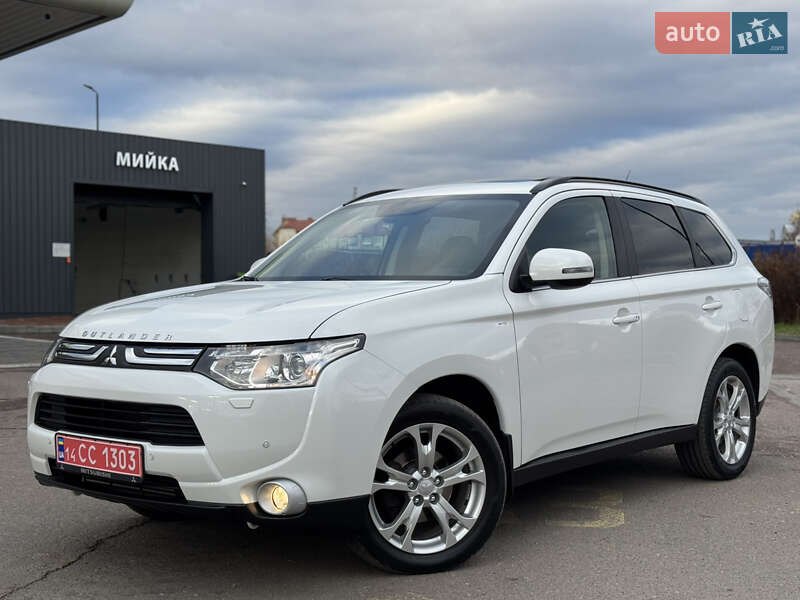 Внедорожник / Кроссовер Mitsubishi Outlander 2014 в Трускавце