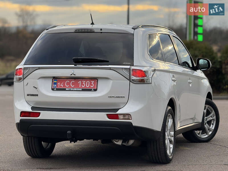 Внедорожник / Кроссовер Mitsubishi Outlander 2014 в Трускавце