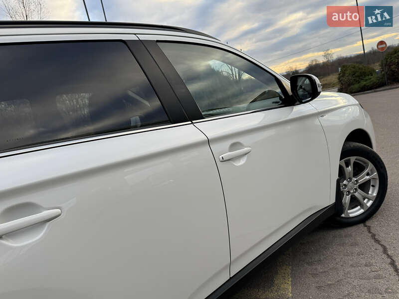 Внедорожник / Кроссовер Mitsubishi Outlander 2014 в Трускавце