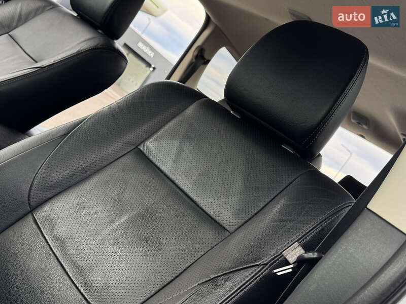 Внедорожник / Кроссовер Mitsubishi Outlander 2014 в Трускавце