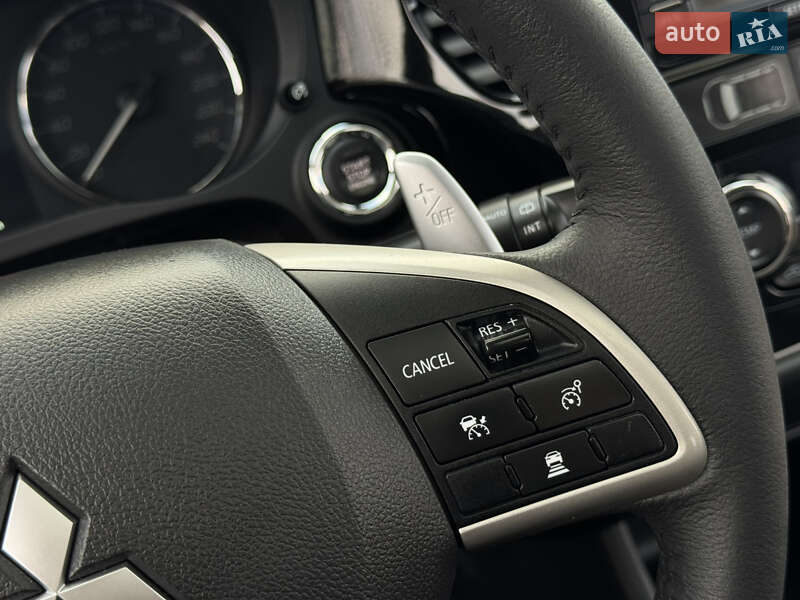 Внедорожник / Кроссовер Mitsubishi Outlander 2014 в Трускавце