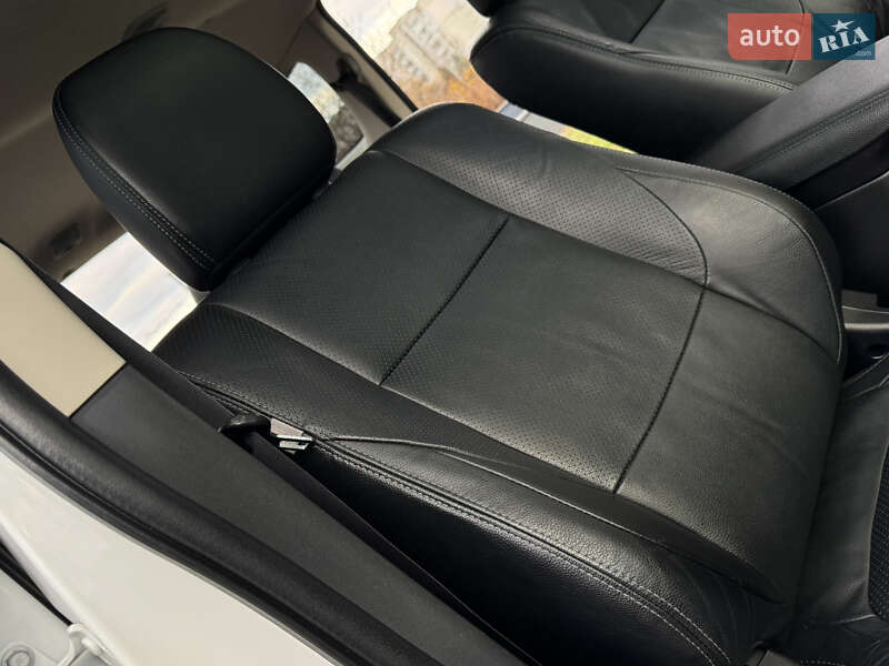 Внедорожник / Кроссовер Mitsubishi Outlander 2014 в Трускавце