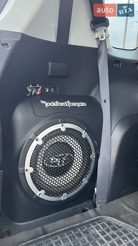 Внедорожник / Кроссовер Mitsubishi Outlander 2012 в Тернополе