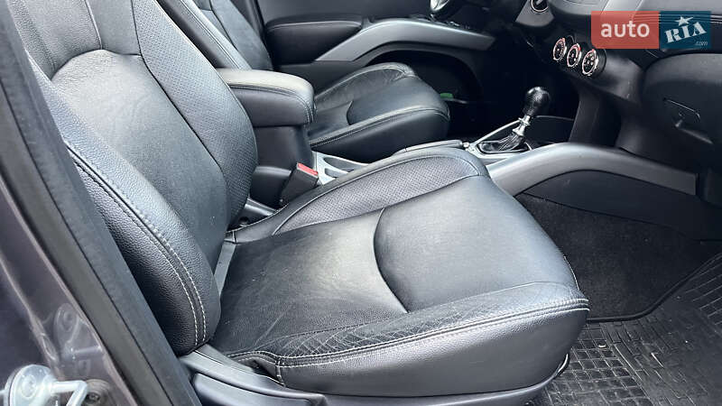 Внедорожник / Кроссовер Mitsubishi Outlander 2012 в Тернополе