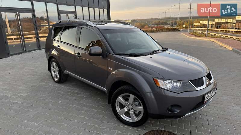 Внедорожник / Кроссовер Mitsubishi Outlander 2008 в Тернополе