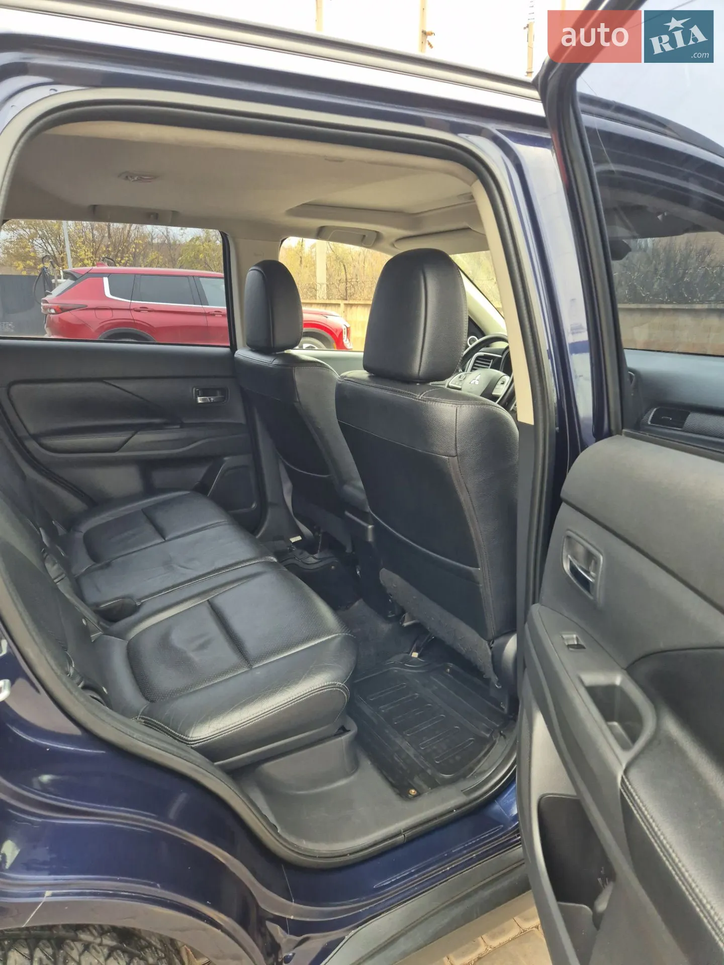 2013 Mitsubishi Outlander - мініатюра 10