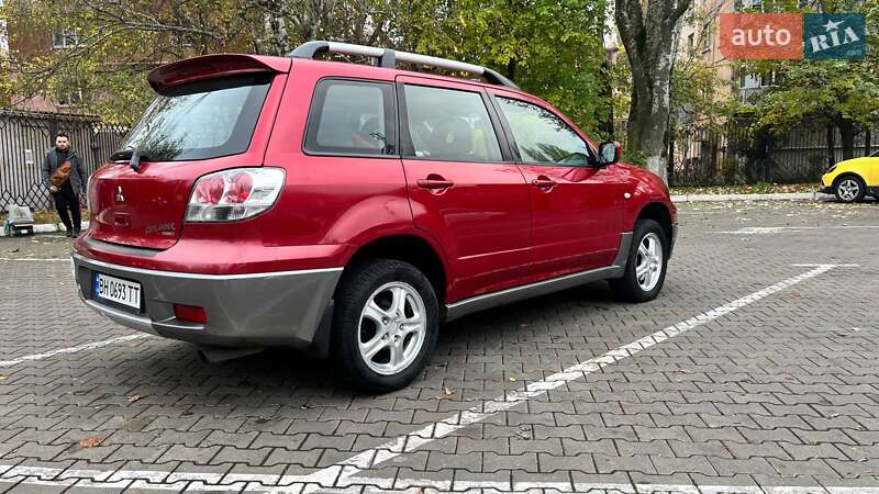 Внедорожник / Кроссовер Mitsubishi Outlander 2004 в Одессе