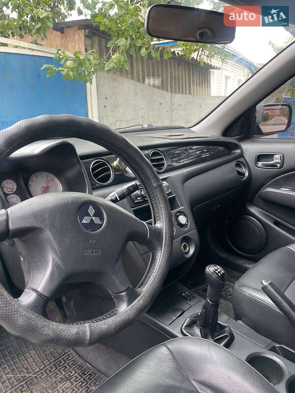 Внедорожник / Кроссовер Mitsubishi Outlander 2003 в Киеве фото 23 Внедорожник / Кроссовер Mitsubishi Outlander 2003 в Киеве