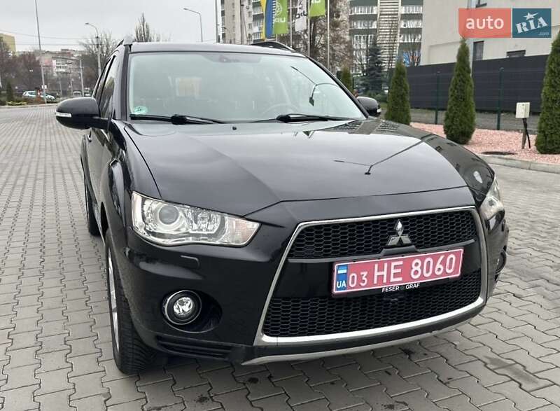 Позашляховик / Кросовер Mitsubishi Outlander 2011 в Луцьку фото 3 Позашляховик / Кросовер Mitsubishi Outlander 2011 в Луцьку