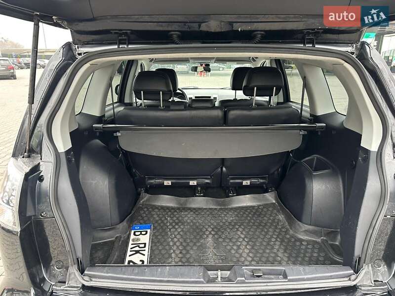 Позашляховик / Кросовер Mitsubishi Outlander 2011 в Луцьку фото 22 Позашляховик / Кросовер Mitsubishi Outlander 2011 в Луцьку