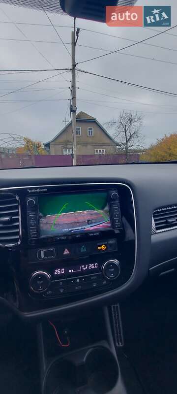 Внедорожник / Кроссовер Mitsubishi Outlander 2012 в Белгороде-Днестровском