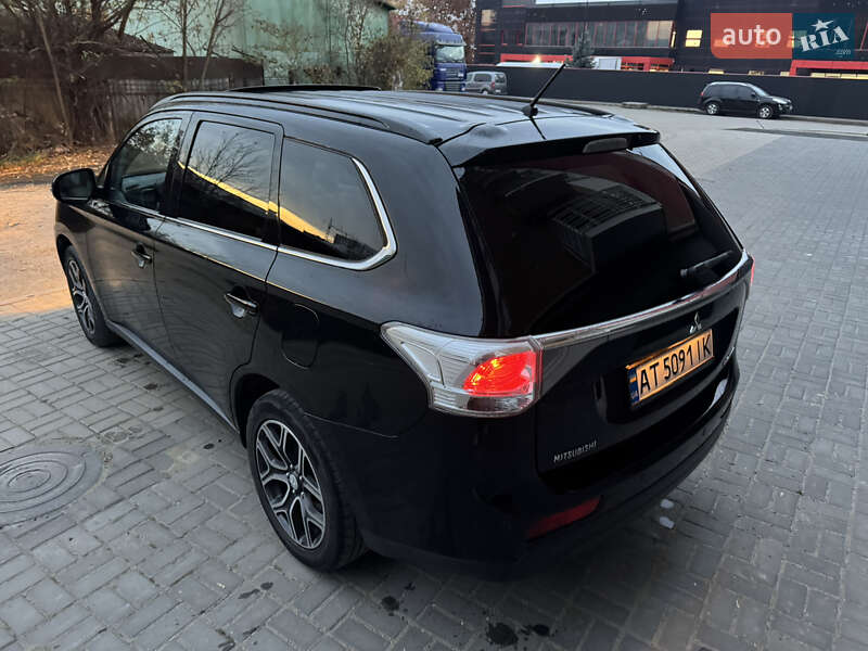 Внедорожник / Кроссовер Mitsubishi Outlander 2013 в Ивано-Франковске фото 18 Внедорожник / Кроссовер Mitsubishi Outlander 2013 в Ивано-Франковске