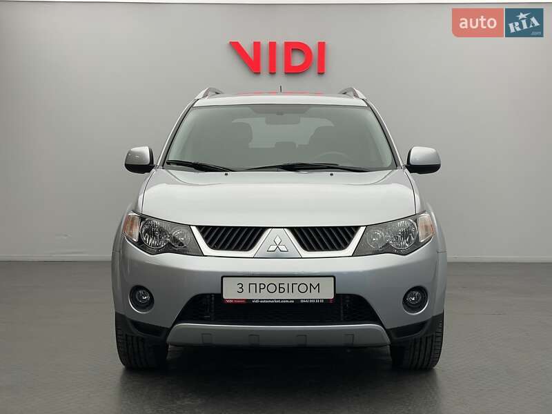 Внедорожник / Кроссовер Mitsubishi Outlander 2009 в Киеве