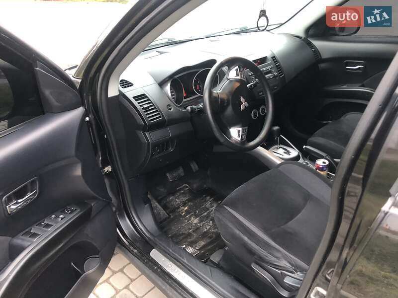 Позашляховик / Кросовер Mitsubishi Outlander 2008 в Калуші фото 2 Позашляховик / Кросовер Mitsubishi Outlander 2008 в Калуші