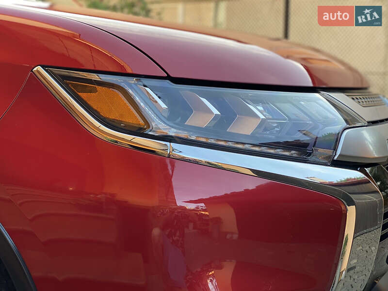 Внедорожник / Кроссовер Mitsubishi Outlander 2019 в Хмельницком фото 19 Внедорожник / Кроссовер Mitsubishi Outlander 2019 в Хмельницком