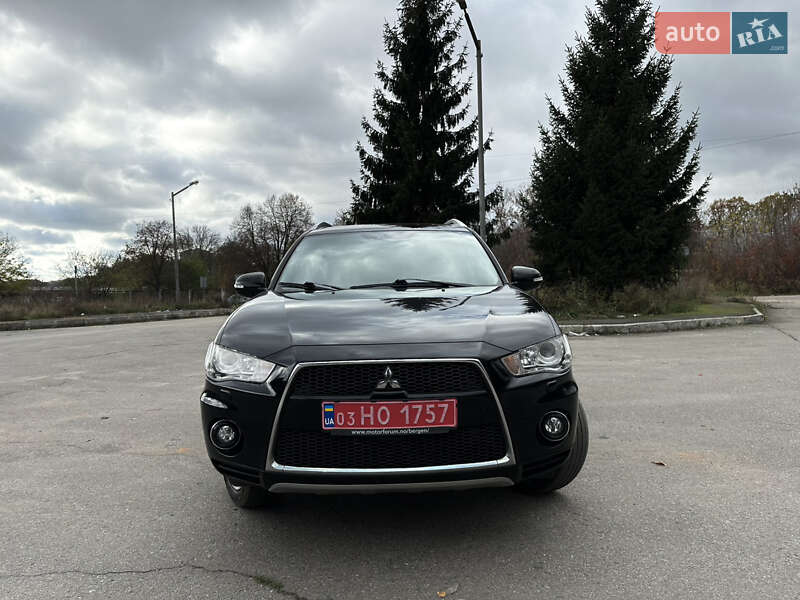 Позашляховик / Кросовер Mitsubishi Outlander 2011 в Бердичеві