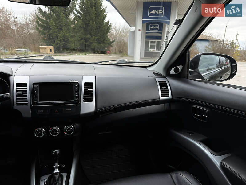 Позашляховик / Кросовер Mitsubishi Outlander 2011 в Бердичеві