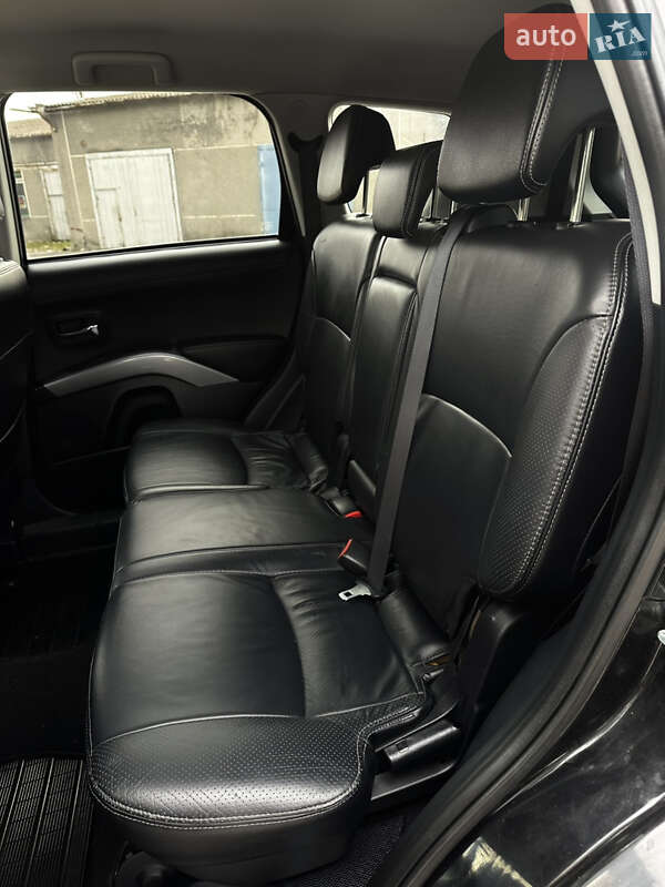 Позашляховик / Кросовер Mitsubishi Outlander 2011 в Бердичеві